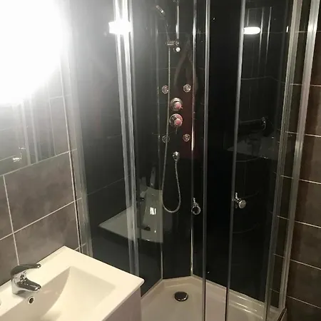 فندق مبيت وإفطار La Condaminoise